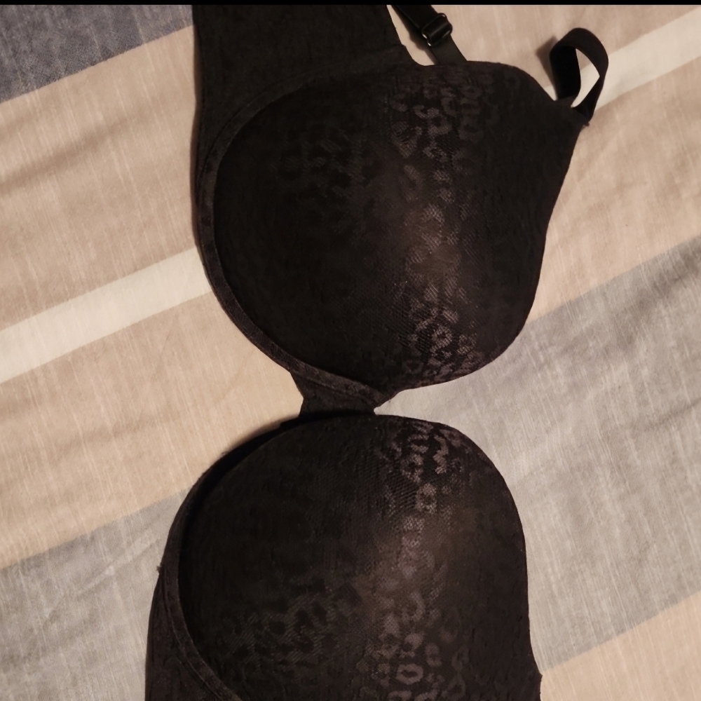 Black Bra